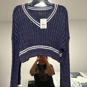 Forever 21 Blue Knit Sweater with White Accents